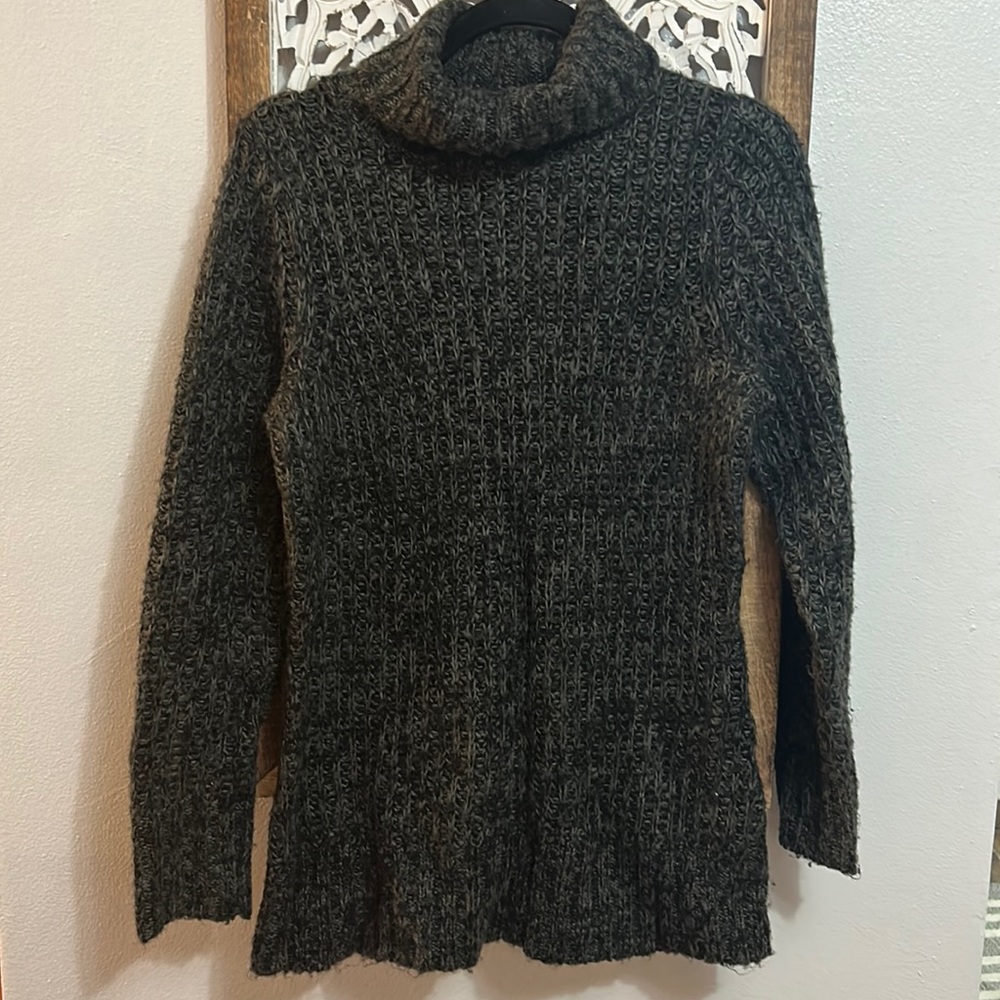 5/$20 Stamp 10 Turtleneck Sweater